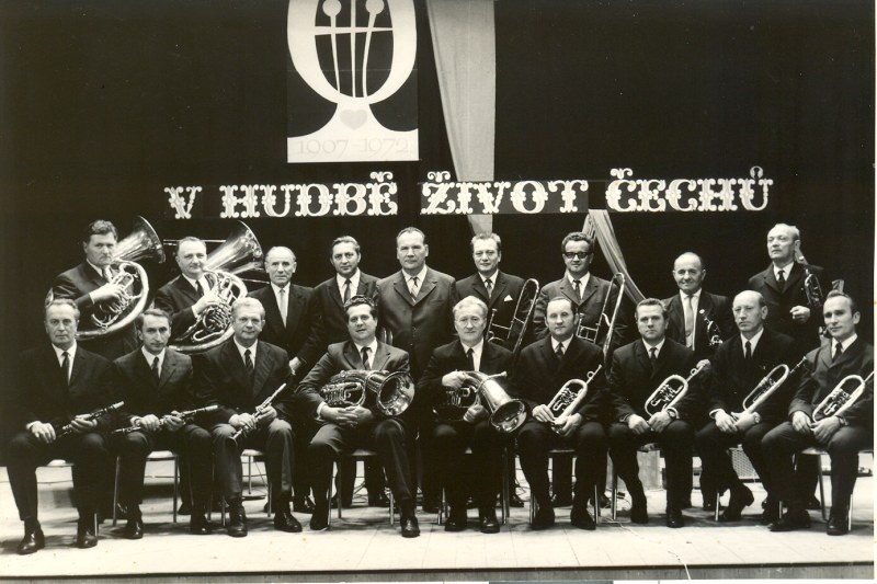 Poválečná obnova kapely