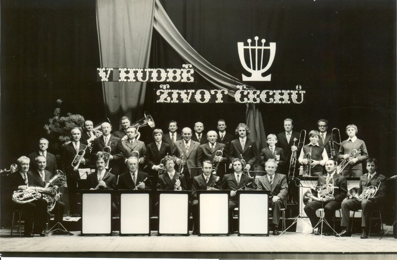 Spojení s Těškovicemi